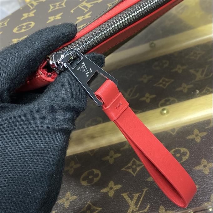 2025224M1335612182848