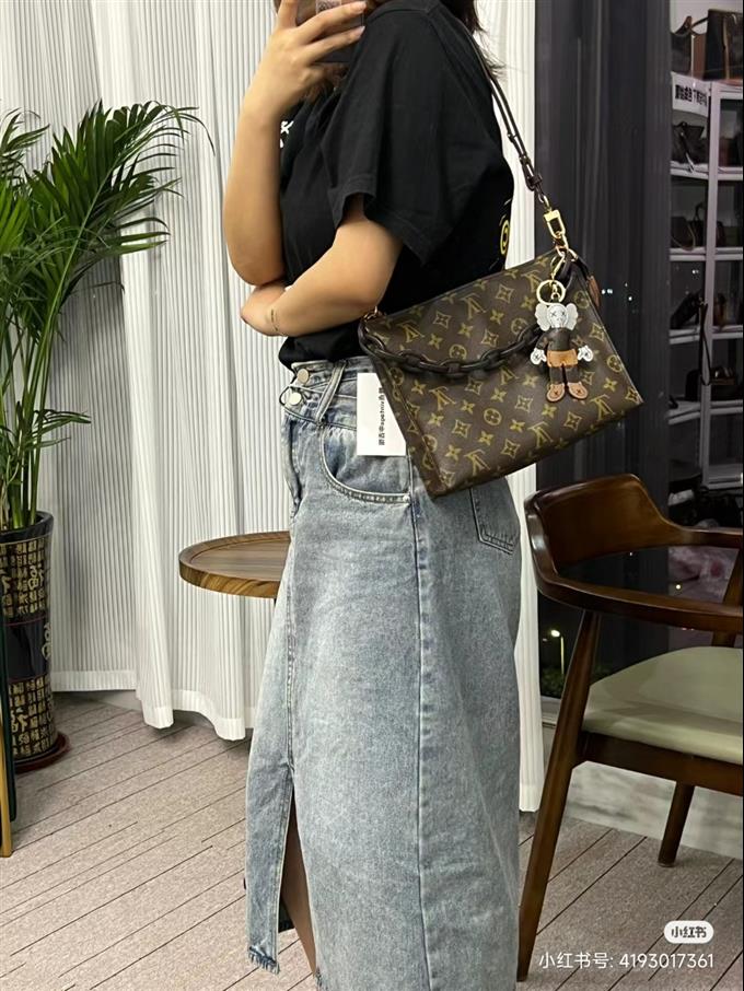 2025224M4754212189176