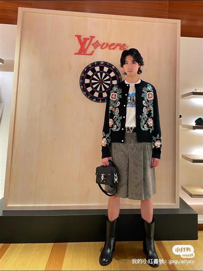 2025224M11516121527452