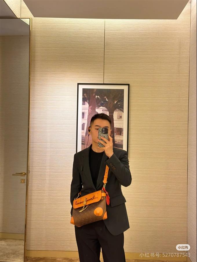 2025224M11533121529352