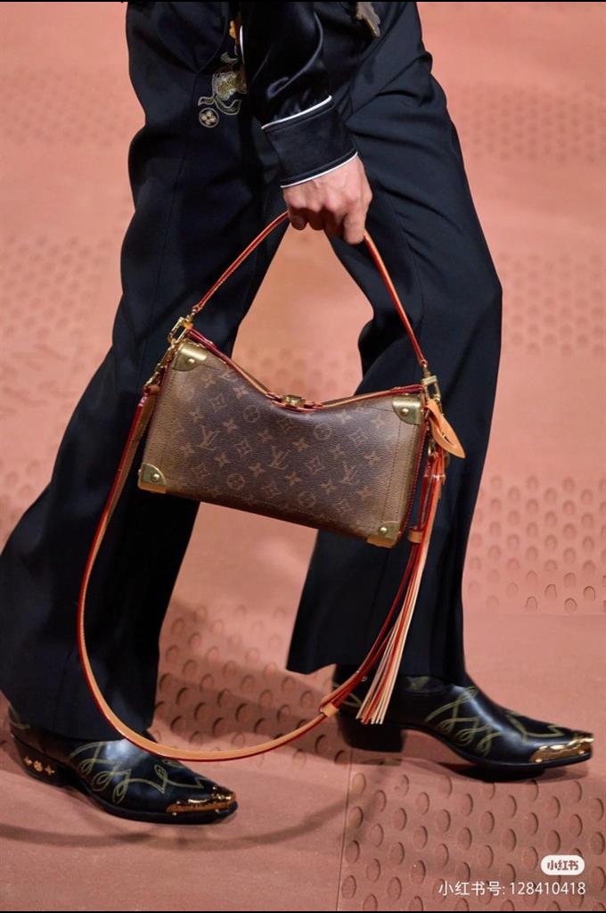 2025224M1153612152865