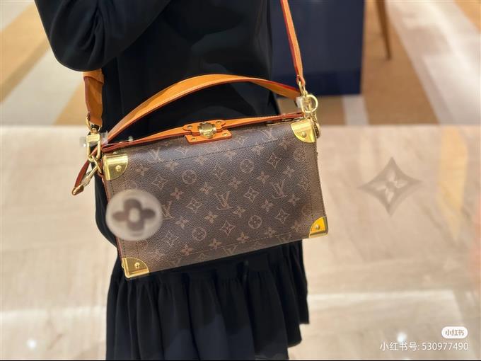 2025224M1153612152896