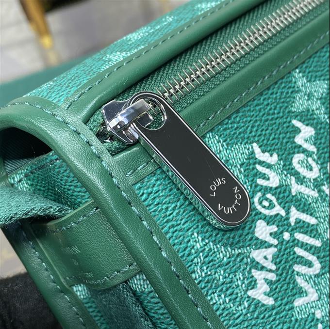 2025224M12637121523408