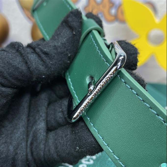 2025224M12637121523470