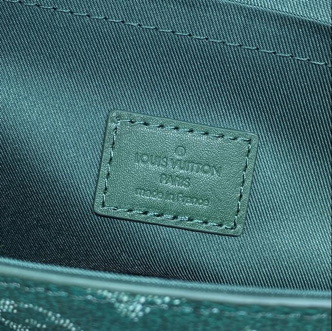 2025224M12686121524158