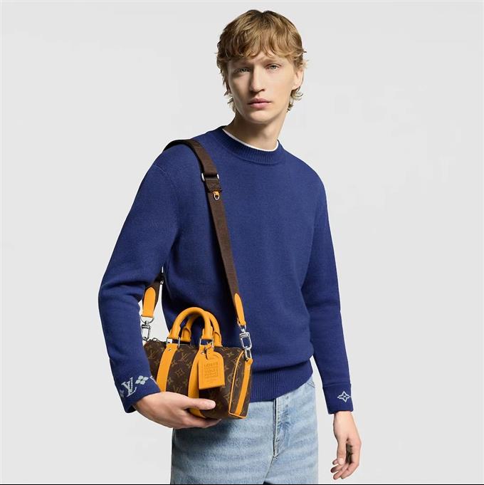 2025224M12733121528221