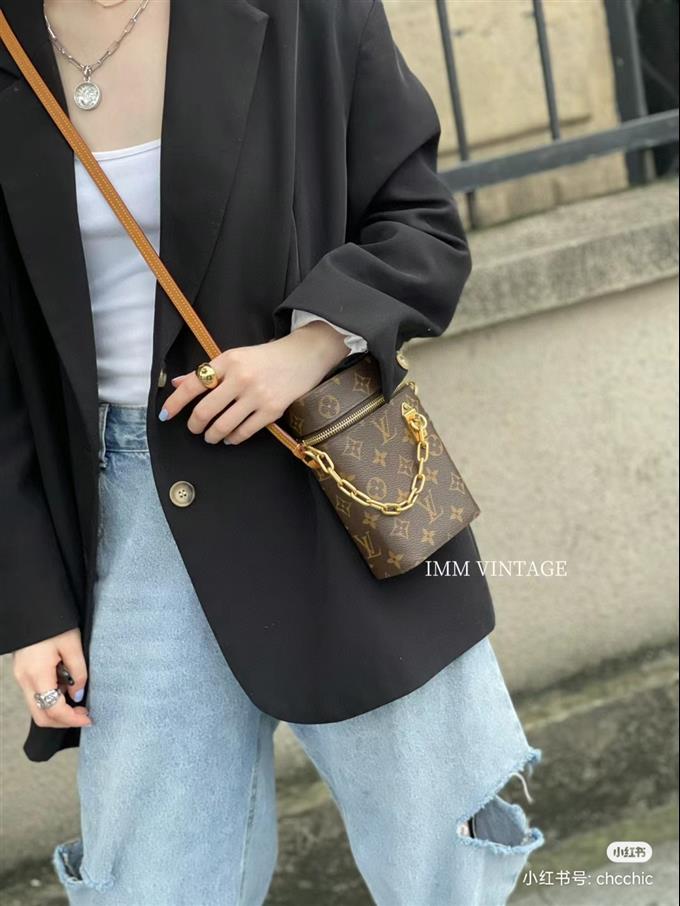 2025224M4491412152934