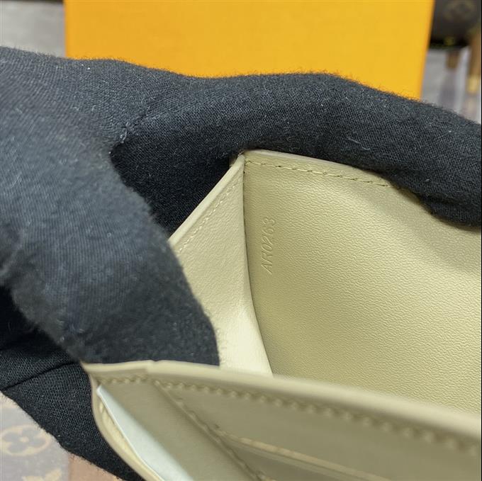 2025224M82410121334904