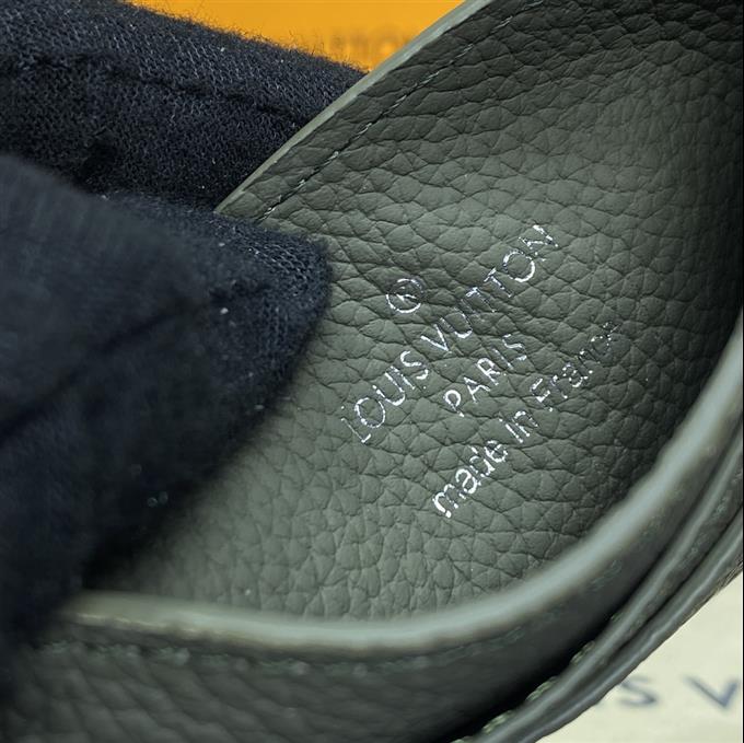 2025224M83700121335278