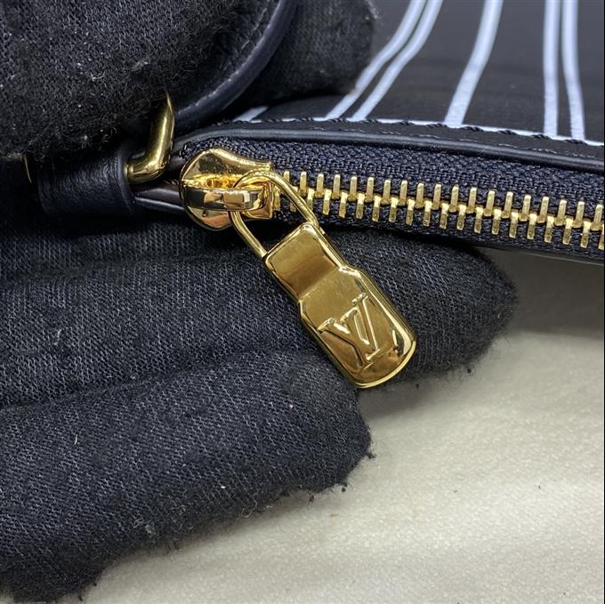 2025224M11946103828866