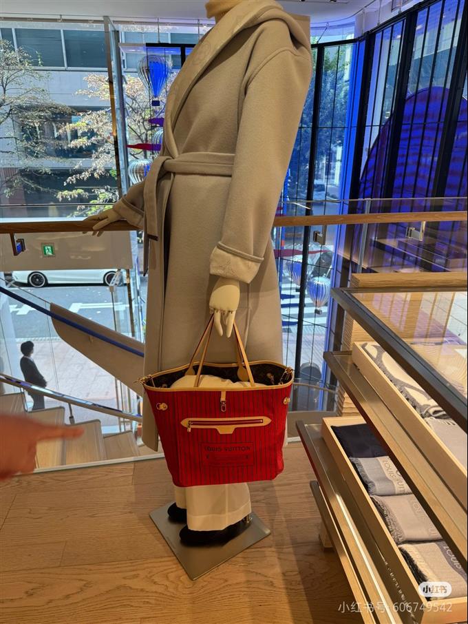 2025224M12096103824156