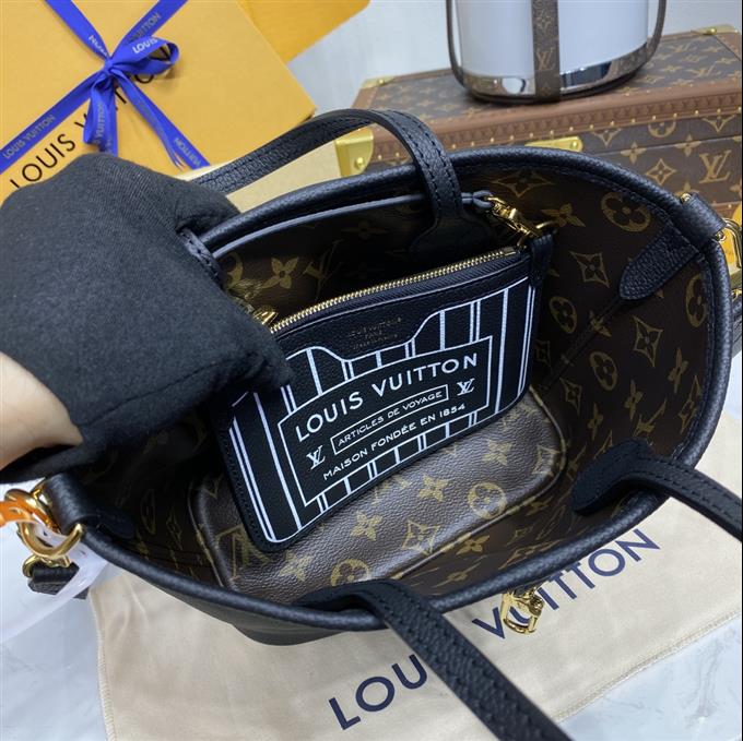 2025224M12099103825152