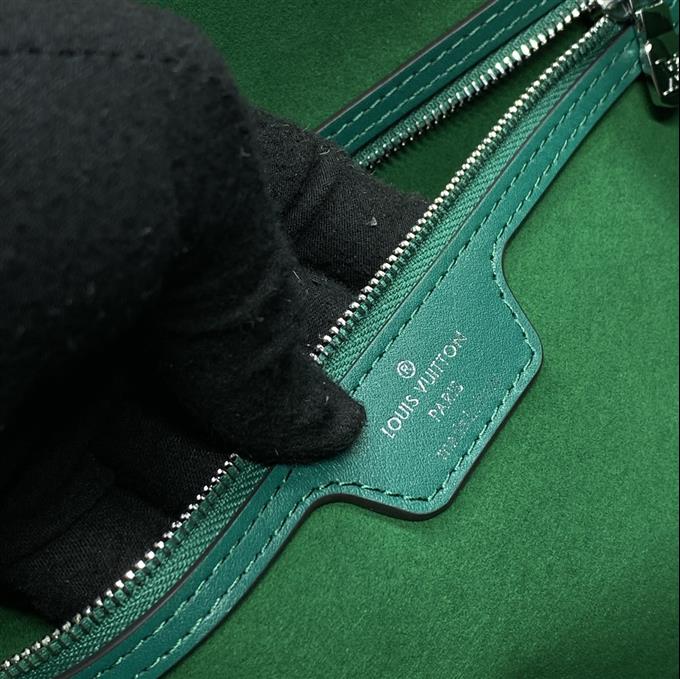 2025224M1219511513255