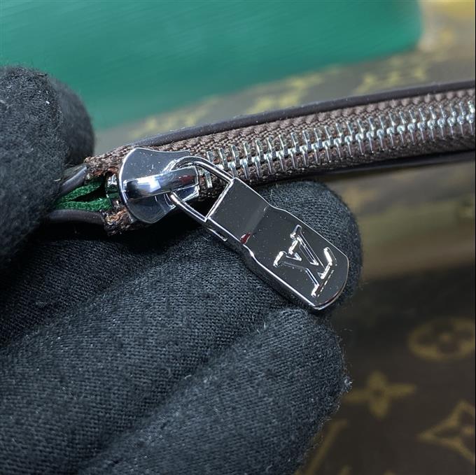 2025224M1219511515117