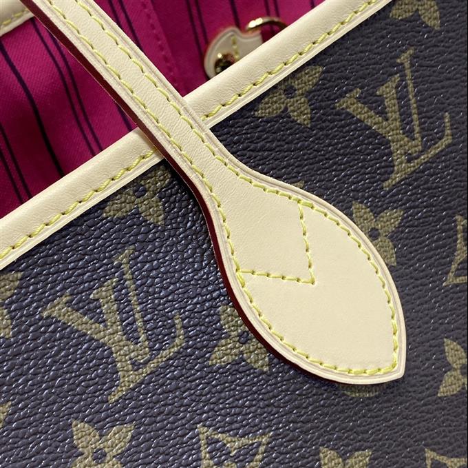 2025224M12257103825792