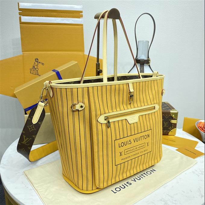 2025224M12257103828202