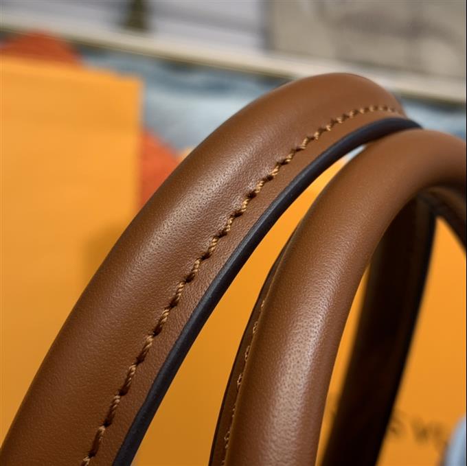 2025224M538231008128