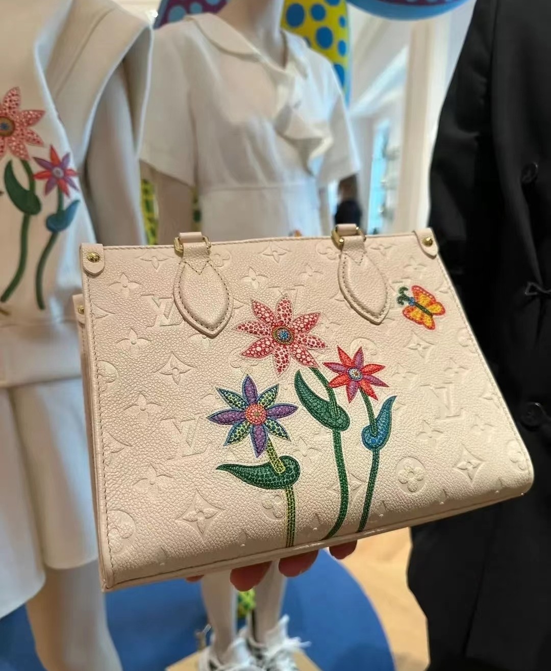 2025224M21732201144783