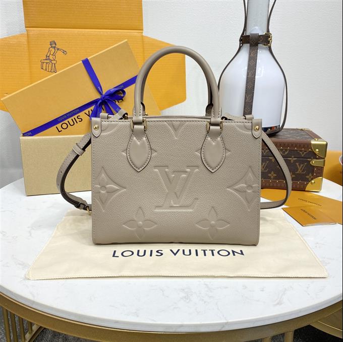 2025224M46569102556705