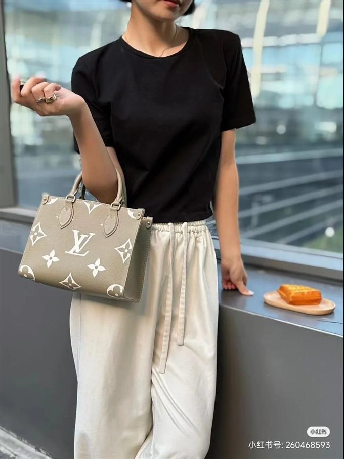 2025224M4664710260869