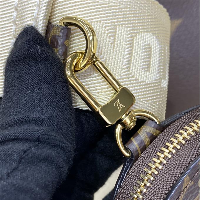 2025224M46653102551787