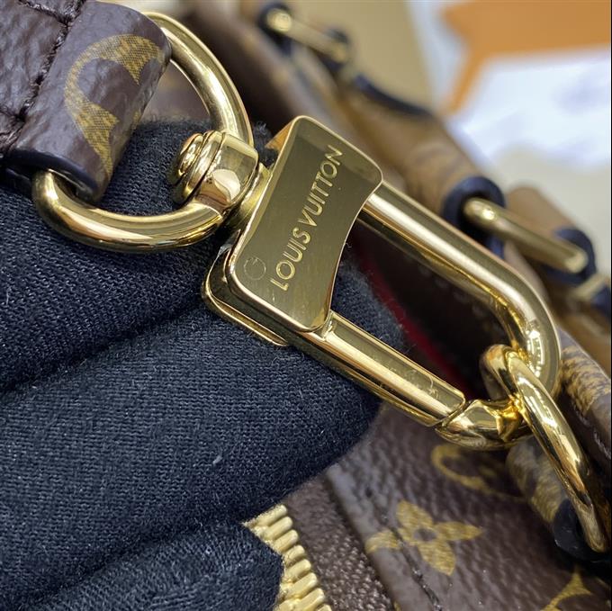 2025224M46653102551819