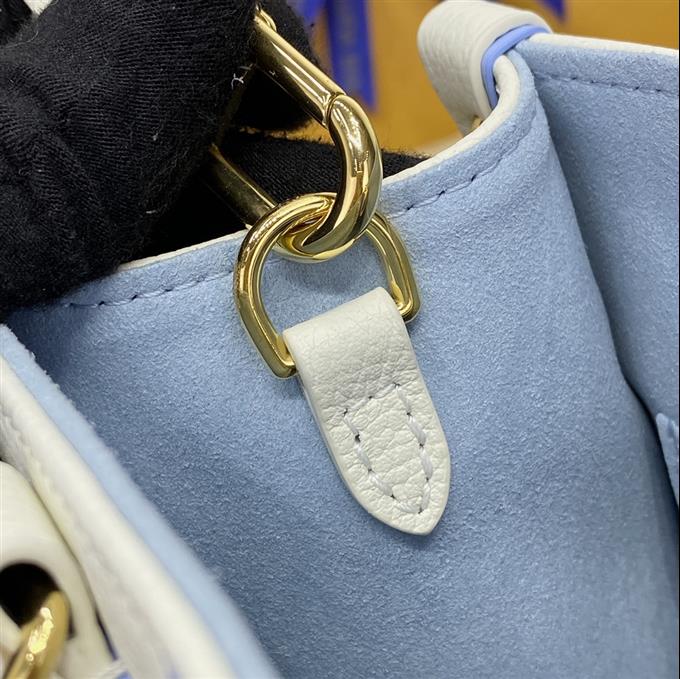 2025224M46833102552100