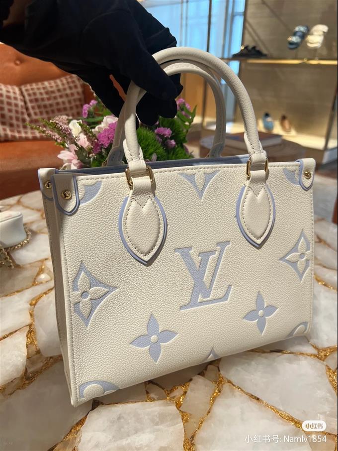 2025224M46833102555633