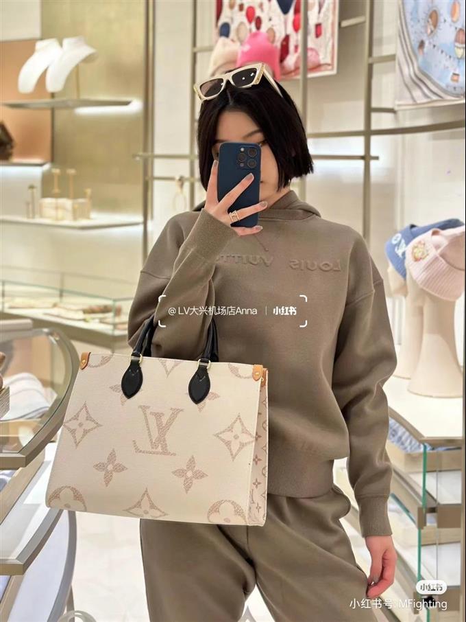 2025224M4691210260100