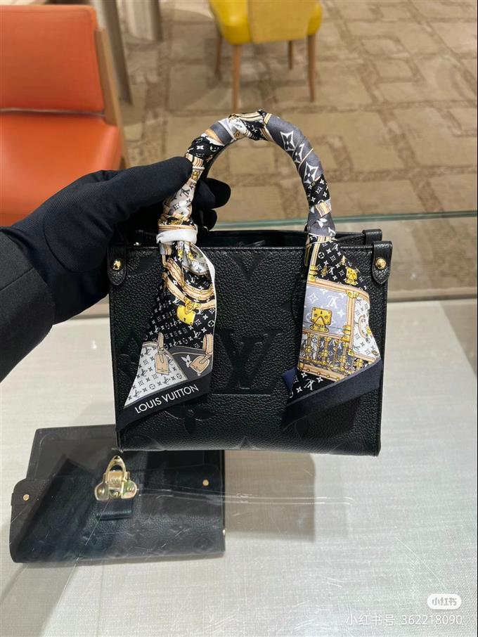 2025224M4699310262564