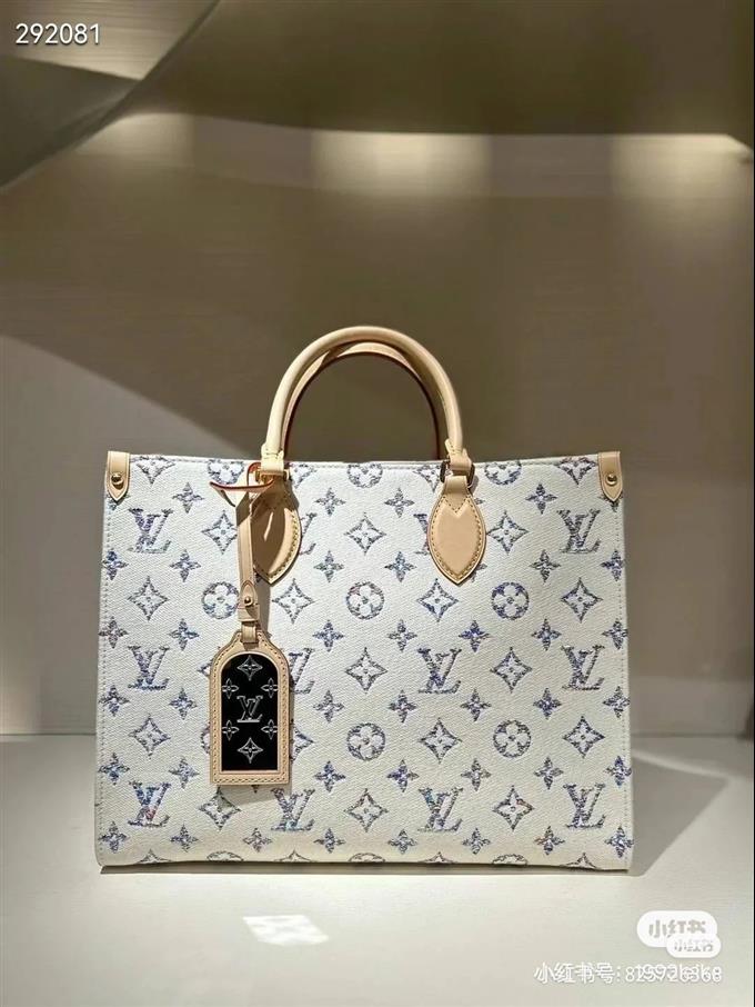 2025224M2470810261729