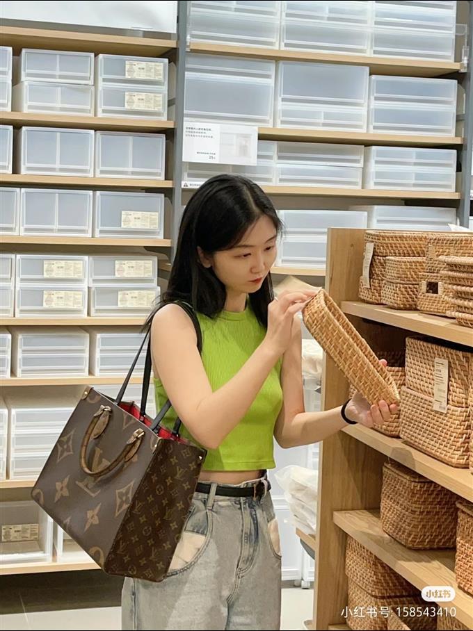 2025224M45321102559170