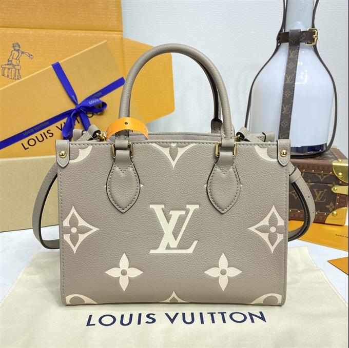 2025224M45653102557165