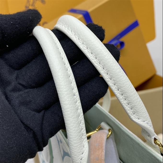 2025224M45653102557544