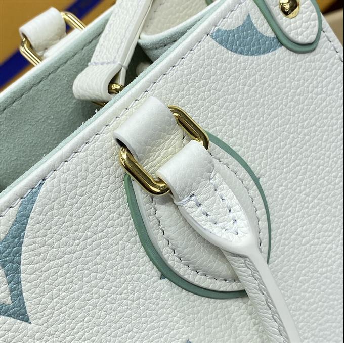 2025224M45653102557560