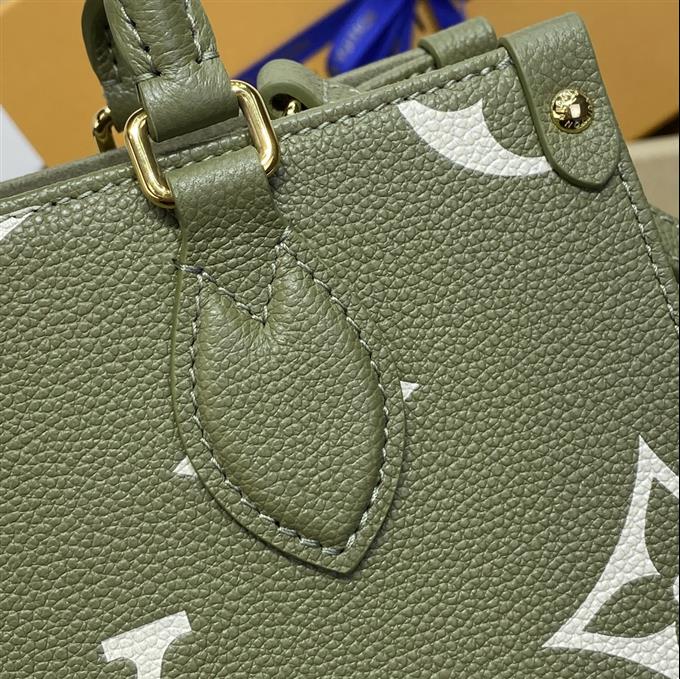 2025224M4565310255770