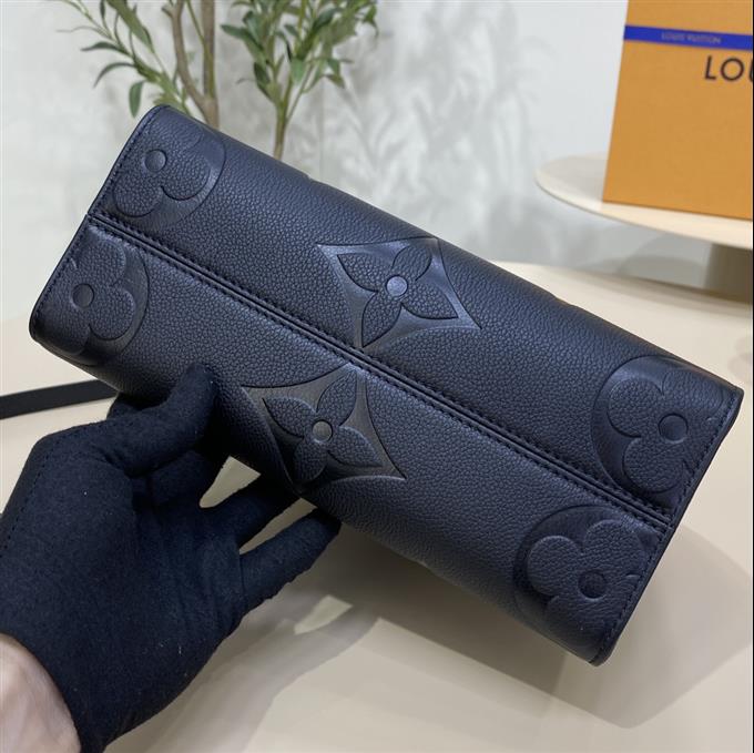 2025224M45653102557890