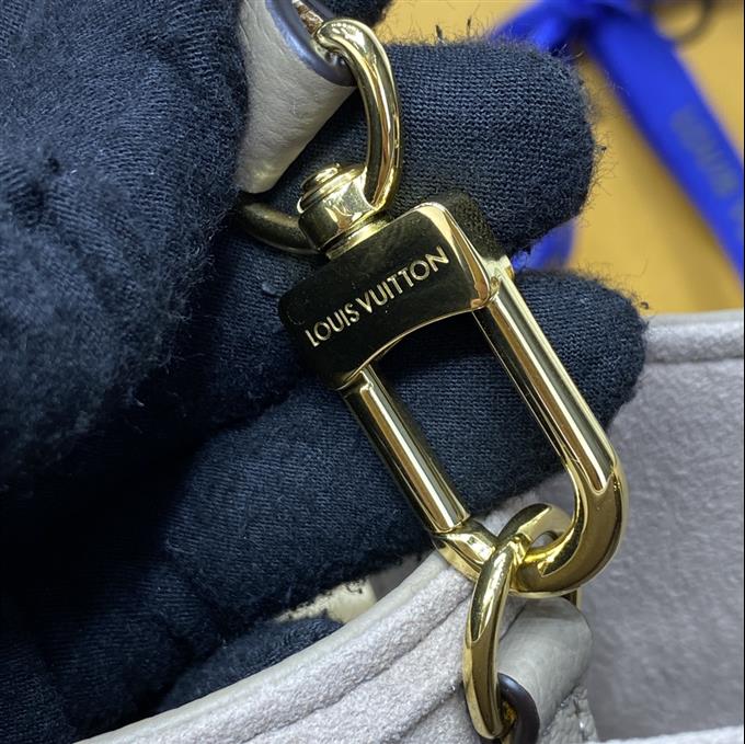 2025224M45779102558452