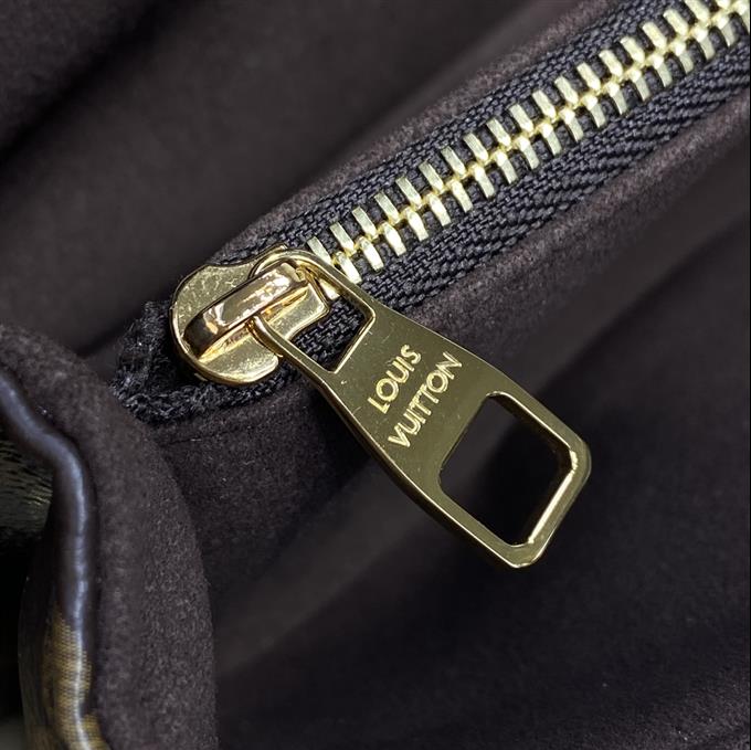 2025224M46279223652296