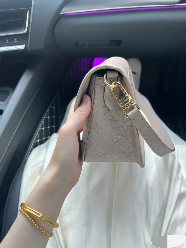 2025224M46389222430440