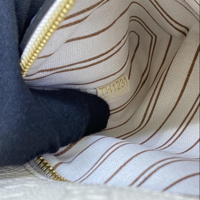 2025224M4655222246818