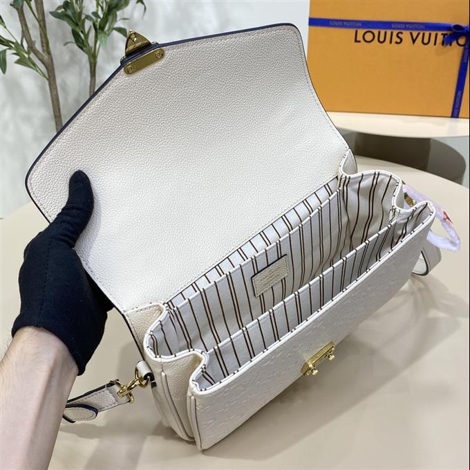 2025224M4655222246850