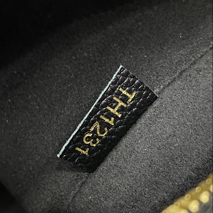 2025224M4661022247181