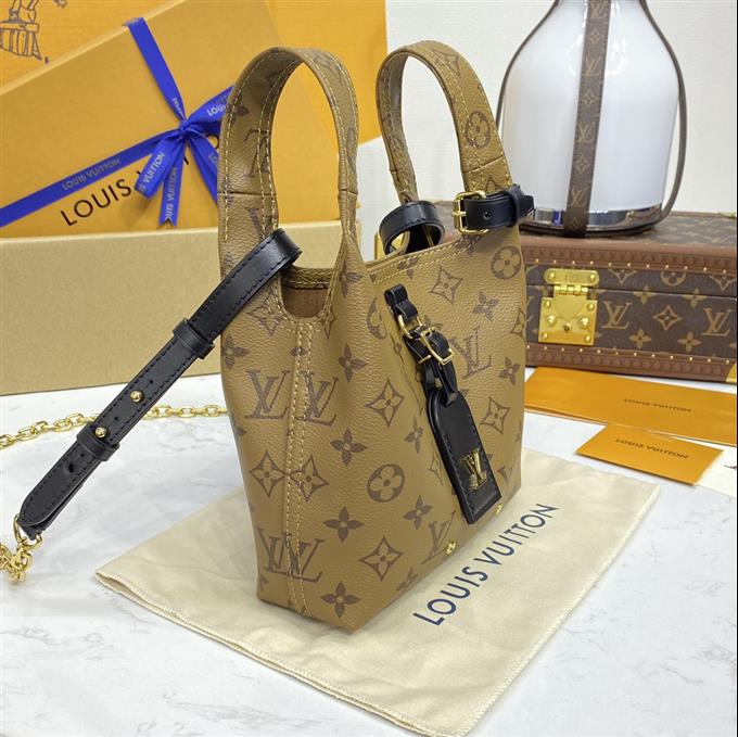 2025224M46816223643174