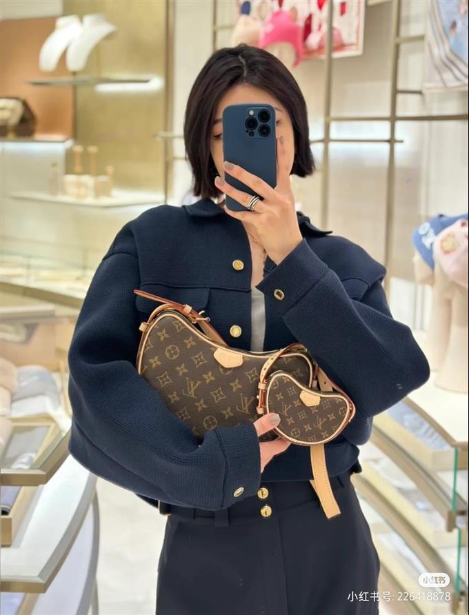 2025224M4682822379499