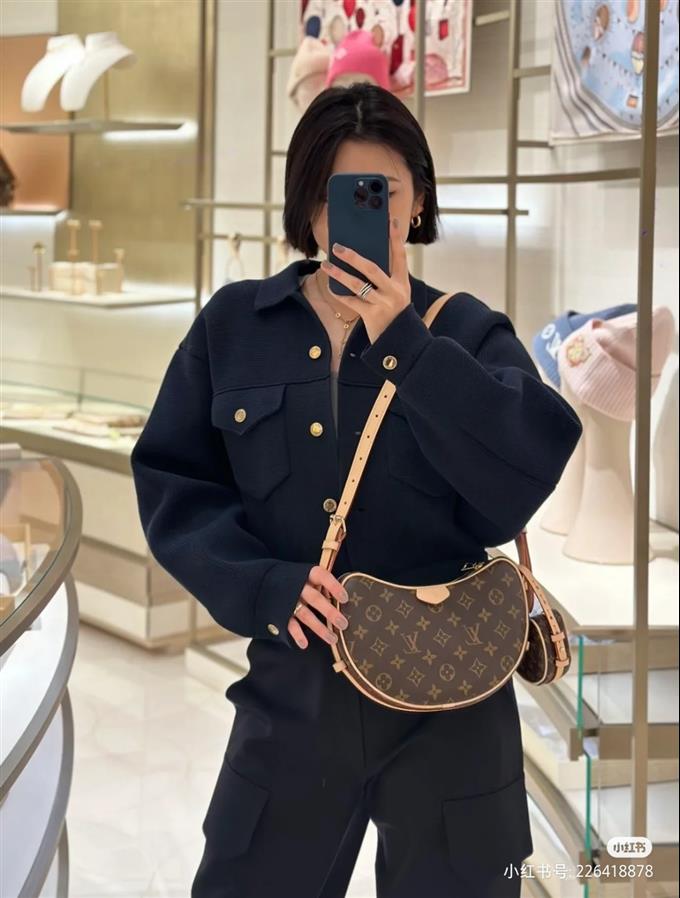 2025224M4682822379515