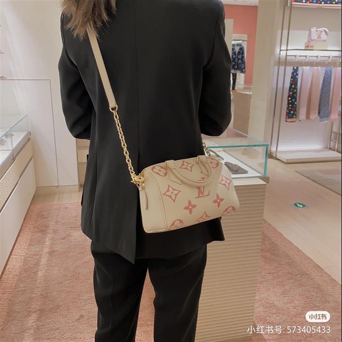 2025224M46875222435218