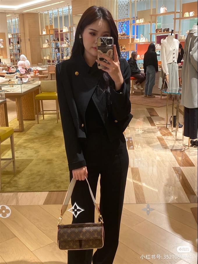 2025224M46999215747225