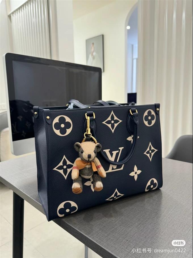 2025224M47084222428140