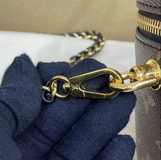 2025224M47128223655215